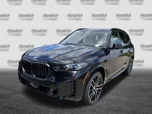 New 2026 BMW X5 xDrive40i w/ M Sport Package AWD/4WD image 5