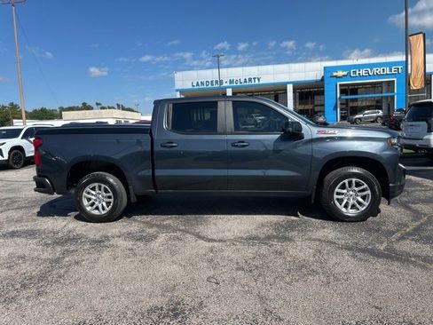 Used 2021 Chevrolet Silverado 1500 RST w/ Z71 Off-Road Package image 2