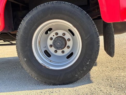 Used 2017 Ford F350 XL w/ Power Equipment Group AWD/4WD image 13