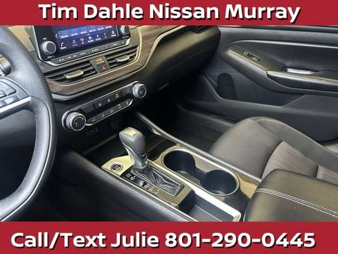 Used 2024 Nissan Altima 2.5 SV FWD image 30
