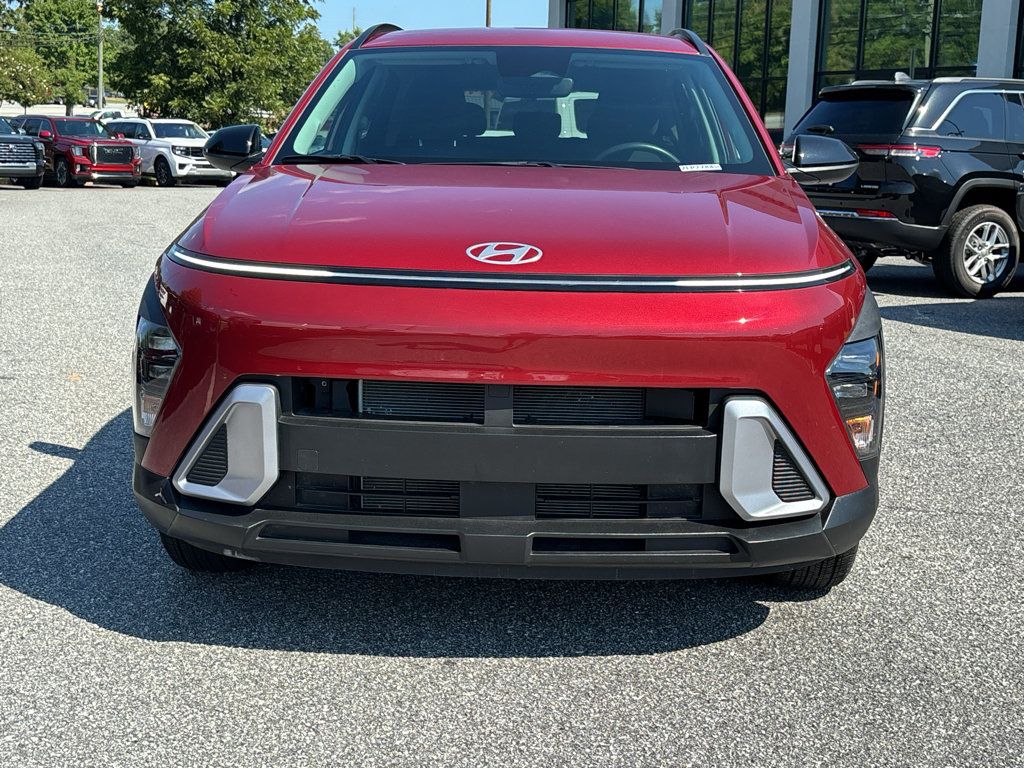 Used 2026 Hyundai Kona SEL Sport FWD image 2