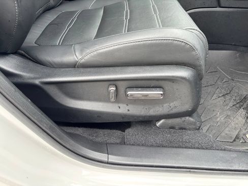 Used 2022 Honda CR-V Touring image 56