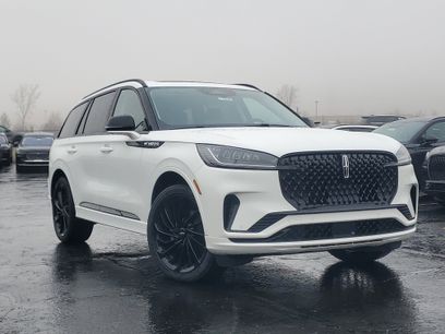 New 2026 Lincoln Aviator Reserve w/ Jet Appearance Package