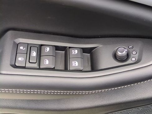 New 2026 Jeep Grand Cherokee Altitude AWD/4WD image 25