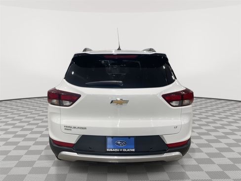 Used 2022 Chevrolet TrailBlazer LT w/ Driver Confidence Package AWD/4WD image 10