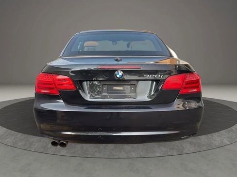 Used 2013 BMW 328i Convertible image 6