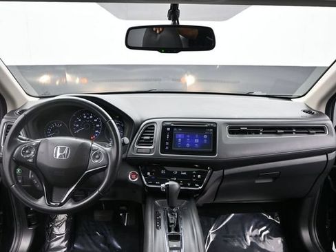 Used 2018 Honda HR-V EX-L image 14
