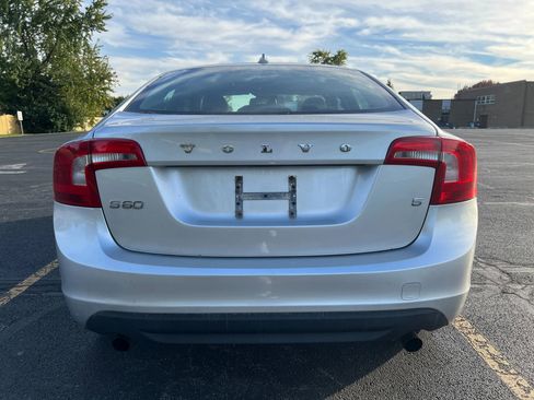 Used 2012 Volvo S60 T5 FWD image 10