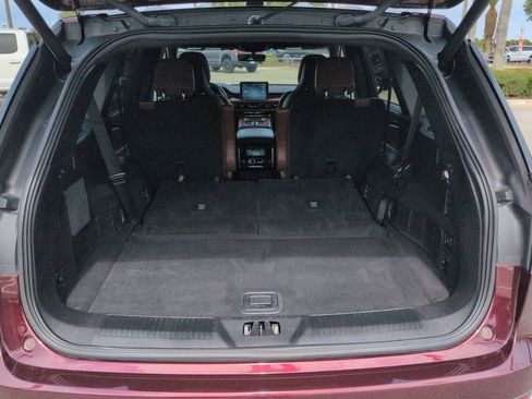 Certified 2020 Lincoln Aviator Reserve w/ Equipment Group 202A AWD/4WD image 13