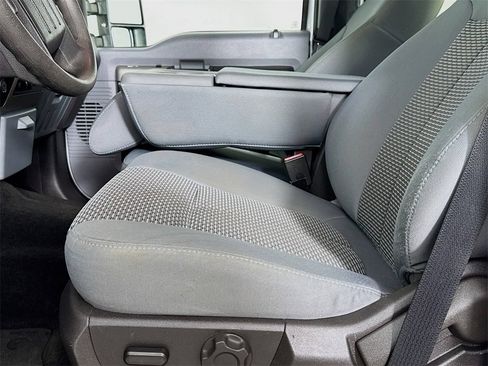 Used 2016 Ford F350 XLT w/ XLT Value Package image 17