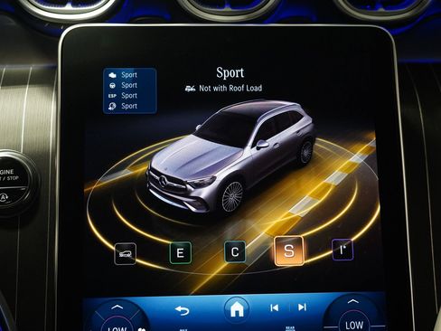 Certified 2023 Mercedes-Benz GLC 300 4MATIC image 23