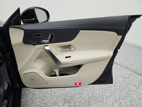 Used 2024 Mercedes-Benz CLA 250 4MATIC image 20