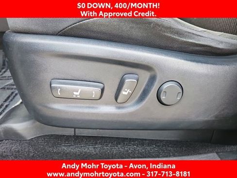Used 2017 Toyota 4Runner TRD Off-Road AWD/4WD image 14