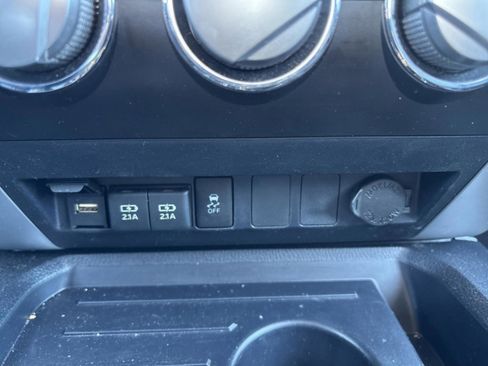 Used 2020 Toyota Tundra SR5 image 16