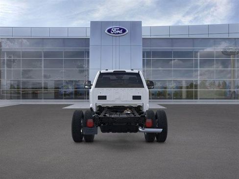 New 2026 Ford F350 XL w/ XL Chrome Package image 6