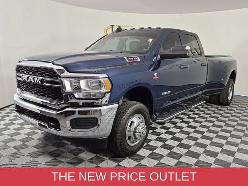 Used 2022 RAM 3500 Tradesman AWD/4WD image 8