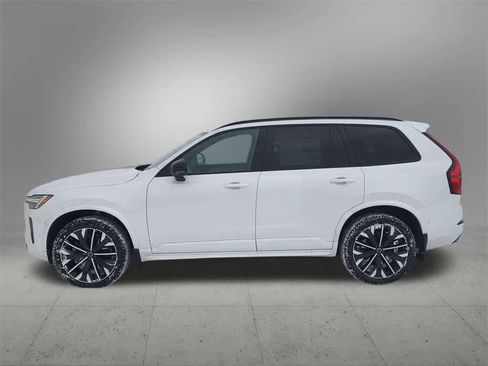 New 2026 Volvo XC90 B6 Ultra w/ Protection Package Premier image 3