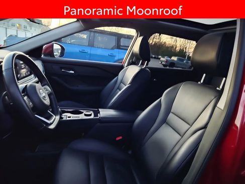 Used 2023 Nissan Rogue SV w/ SV Premium B Package image 6