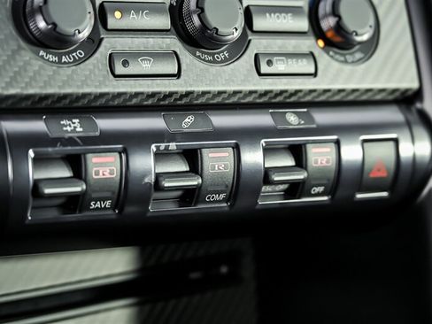 Used 2014 Nissan GT-R Track Edition AWD/4WD image 28