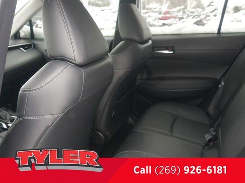 Used 2023 Toyota Corolla Cross XLE FWD image 37