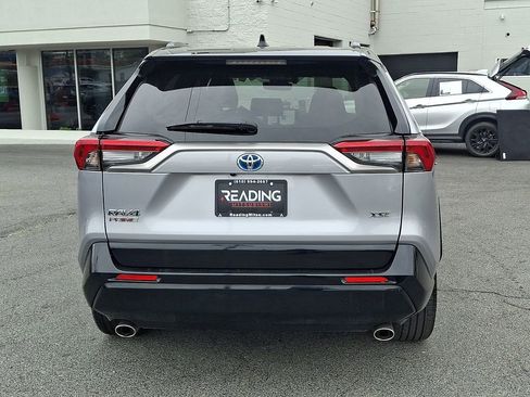 Used 2023 Toyota RAV4 XSE AWD/4WD image 6