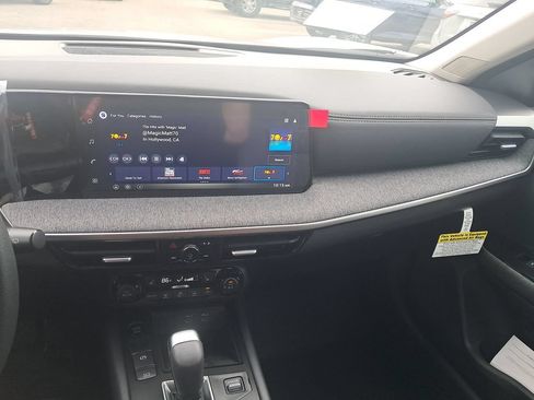 New 2026 Nissan Kicks SV w/ Interior Electronics Package FWD image 20