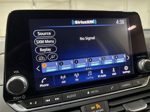 Used 2023 Nissan Altima 2.5 SV image 13