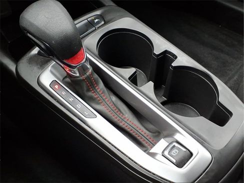 Used 2024 Chevrolet Trax RS image 11