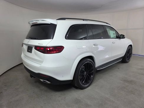 New 2026 Mercedes-Benz GLS 450 4MATIC image 4