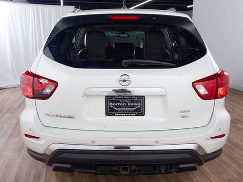 Used 2018 Nissan Pathfinder SL w/ SL Premium Package image 4