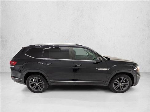 Used 2022 Volkswagen Atlas SEL R-Line AWD/4WD image 4