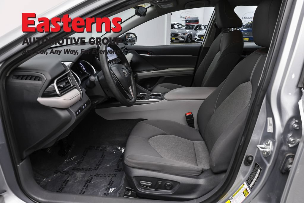 Used 2023 Toyota Camry LE FWD image 15