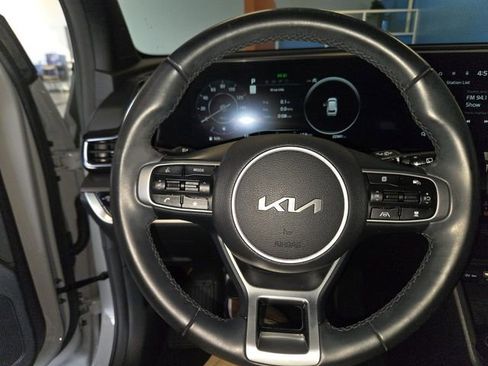 Used 2023 Kia Sportage SX image 14