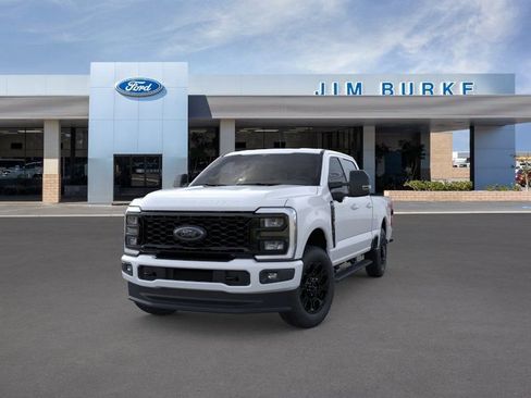 New 2026 Ford F250 XLT image 2