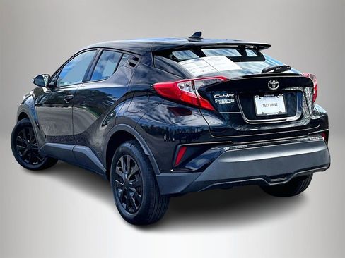 Used 2021 Toyota C-HR LE image 8