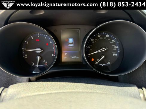 Used 2018 Toyota C-HR XLE FWD image 20