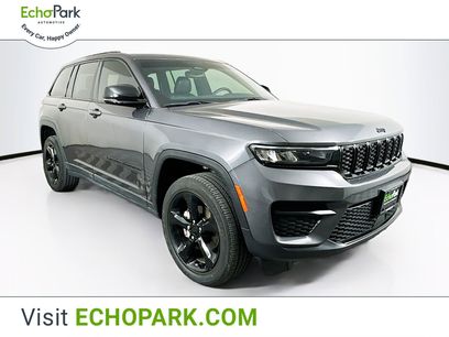 Used 2022 Jeep Grand Cherokee Altitude