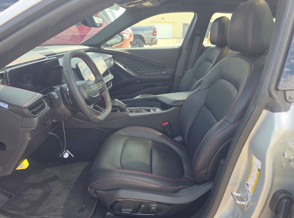 Used 2026 Dodge Charger R/T AWD/4WD image 3