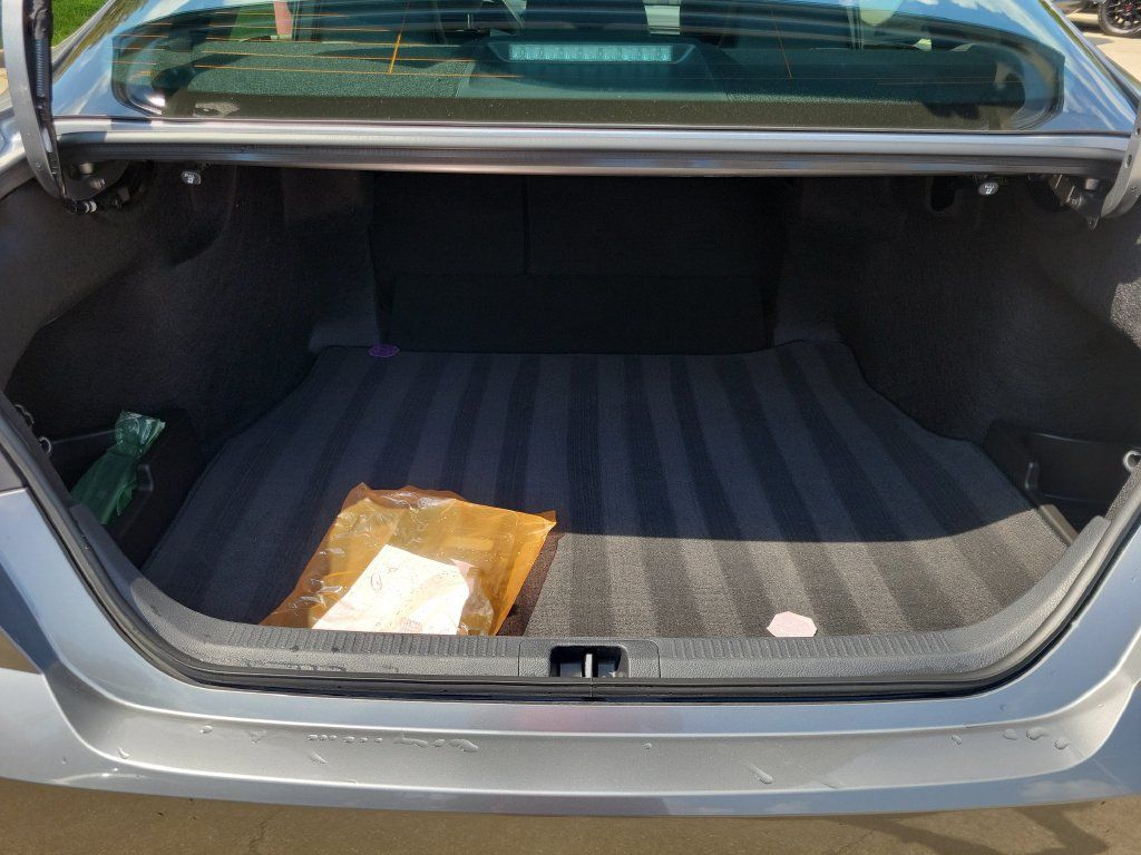 Used 2026 Toyota Camry SE w/ Convenience Package FWD image 32