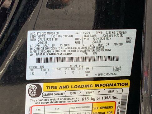 Used 2024 Ford Expedition Limited image 29