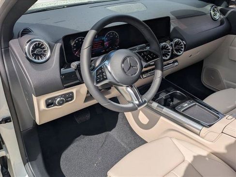 New 2026 Mercedes-Benz GLA 250 GLA 250 image 3