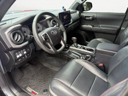 Used 2021 Toyota Tacoma TRD Pro AWD/4WD image 14