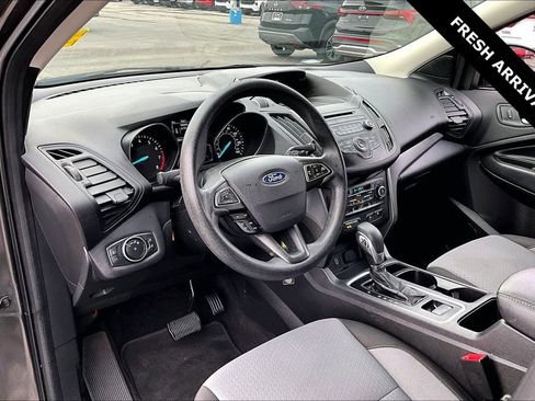 Used 2018 Ford Escape SE image 16