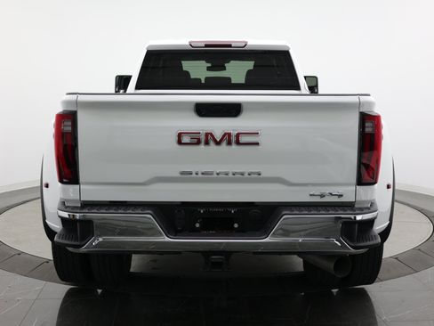 Used 2024 GMC Sierra 3500 Pro AWD/4WD image 8
