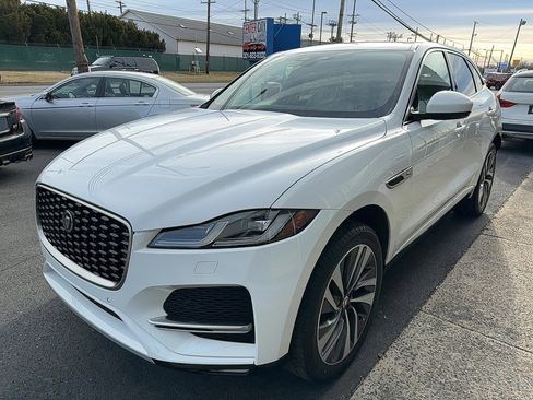 Used 2022 Jaguar F-PACE S image 5