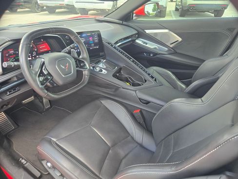 Used 2022 Chevrolet Corvette Stingray Preferred Conv w/ Z51 Performance Package RWD image 12