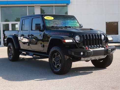 Used 2022 Jeep Gladiator Mojave w/ Cold Weather Group AWD/4WD image 3