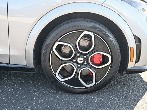 Certified 2021 Ford Mustang Mach-E GT image 15