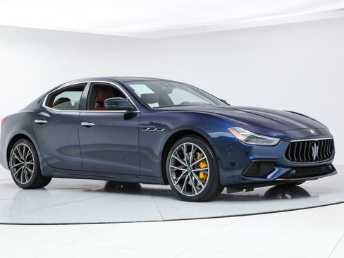 Certified 2023 Maserati Ghibli Modena Q4 image 7