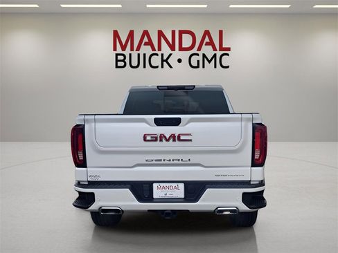 Used 2022 GMC Sierra 1500 Denali image 7